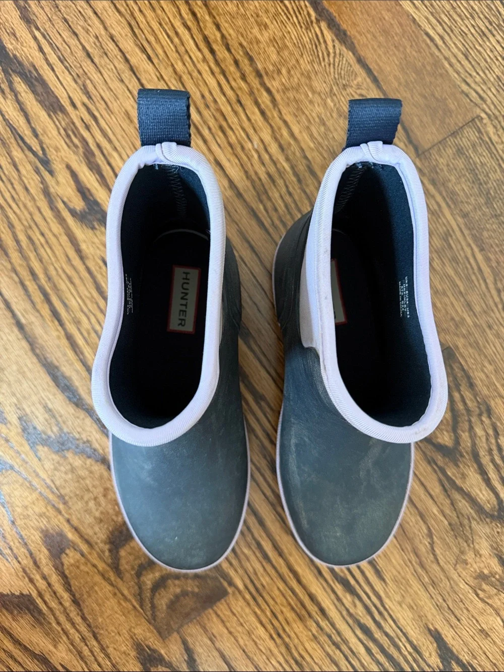 Hunter Kids Chelsea Rain Boots sz 2/3 - Navy w lavender trim